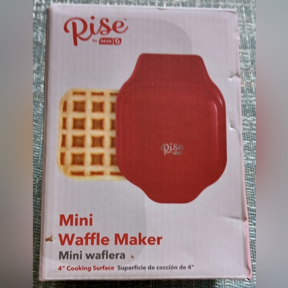 Mini Waffle Maker